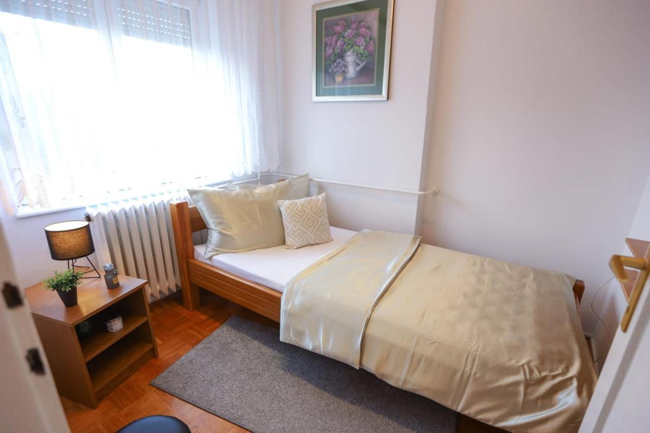 Apartman Zita Осиек Екстериор снимка