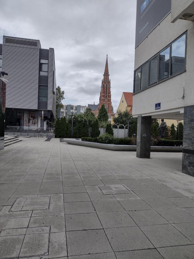 Apartman Zita Осиек Екстериор снимка