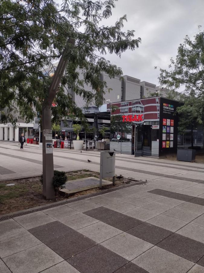 Apartman Zita Осиек Екстериор снимка